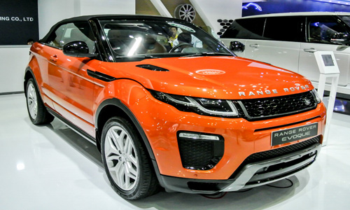 “Soi” mui trần Range Rover Evoque giá 3,5 tỷ tại VN